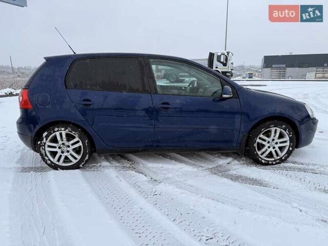 Синий Фольксваген Гольф, объемом двигателя 1.9 л и пробегом 280 тыс. км за 6500 $, фото 3 на Automoto.ua