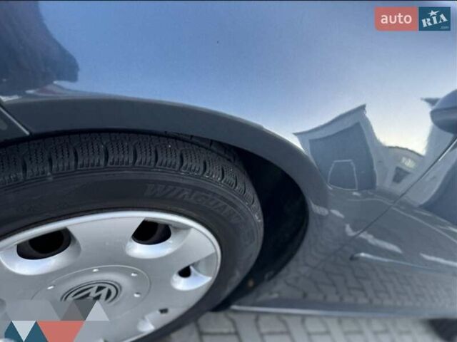 Синий Фольксваген Гольф, объемом двигателя 1.4 л и пробегом 185 тыс. км за 5650 $, фото 25 на Automoto.ua