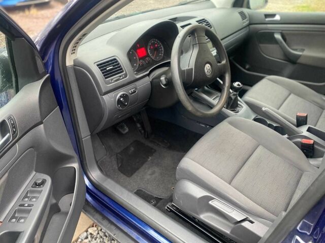 Синій Фольксваген Гольф, об'ємом двигуна 1.9 л та пробігом 292 тис. км за 3300 $, фото 6 на Automoto.ua