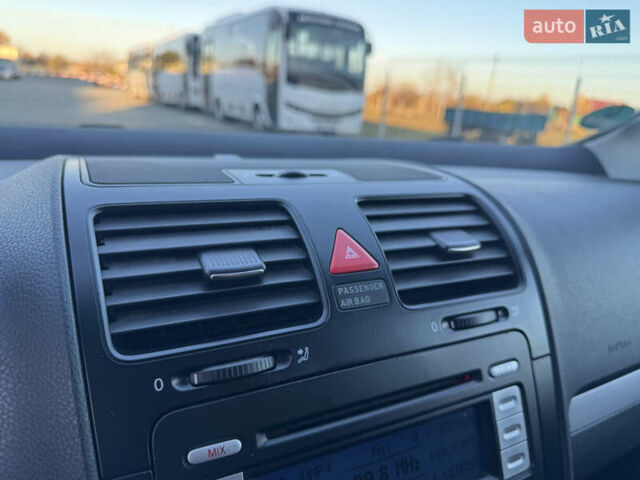 Синій Фольксваген Гольф, об'ємом двигуна 1.4 л та пробігом 185 тис. км за 4799 $, фото 70 на Automoto.ua