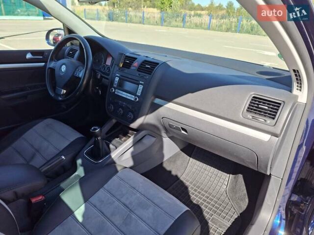 Синій Фольксваген Гольф, об'ємом двигуна 1.4 л та пробігом 209 тис. км за 5900 $, фото 13 на Automoto.ua
