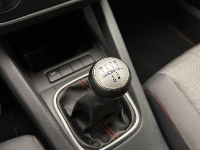 Синій Фольксваген Гольф, об'ємом двигуна 1.4 л та пробігом 237 тис. км за 6100 $, фото 13 на Automoto.ua