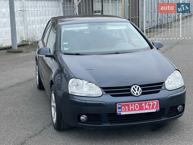 Синий Фольксваген Гольф, объемом двигателя 1.6 л и пробегом 188 тыс. км за 6750 $, фото 5 на Automoto.ua