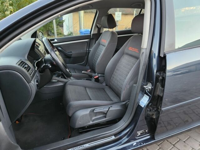 Синий Фольксваген Гольф, объемом двигателя 1.4 л и пробегом 240 тыс. км за 4599 $, фото 8 на Automoto.ua