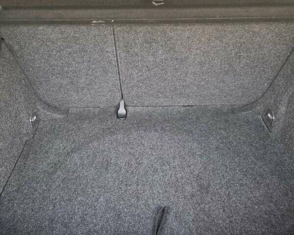 Фольксваген Гольф 2007 в Луцке на Automoto.ua Синий Фольксваген Гольф, объемом двигателя 1.6 л и пробегом 174 тыс. км за 6100 $, фото 22 на Automoto.ua