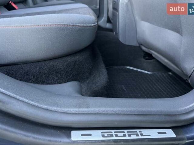 Синий Фольксваген Гольф, объемом двигателя 1.4 л и пробегом 185 тыс. км за 5650 $, фото 40 на Automoto.ua