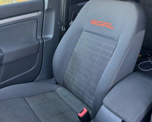 Синій Фольксваген Гольф, об'ємом двигуна 1.4 л та пробігом 185 тис. км за 4799 $, фото 76 на Automoto.ua