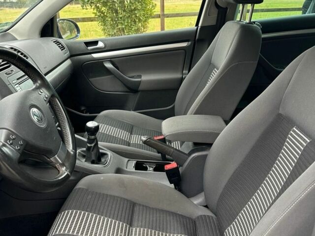 Синій Фольксваген Гольф, об'ємом двигуна 1.6 л та пробігом 200 тис. км за 4999 $, фото 22 на Automoto.ua