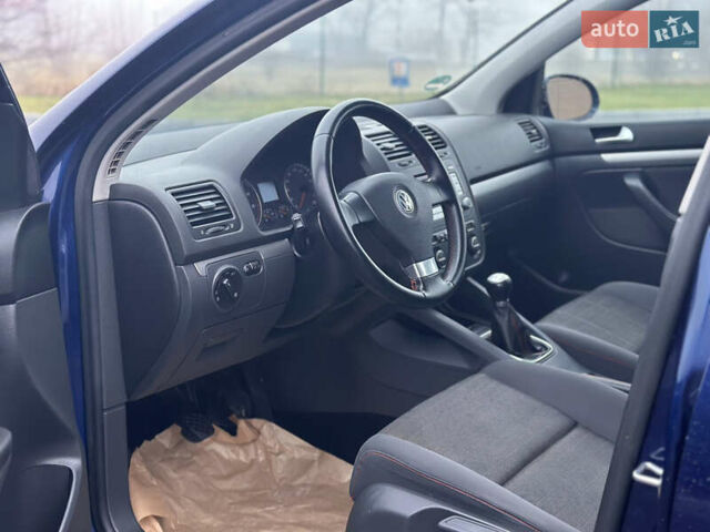 Синій Фольксваген Гольф, об'ємом двигуна 1.4 л та пробігом 170 тис. км за 6650 $, фото 16 на Automoto.ua