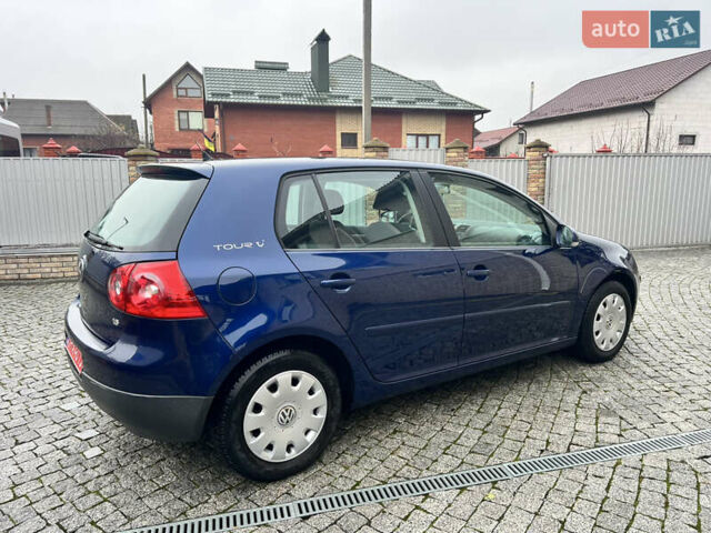 Синий Фольксваген Гольф, объемом двигателя 1.6 л и пробегом 161 тыс. км за 5800 $, фото 16 на Automoto.ua