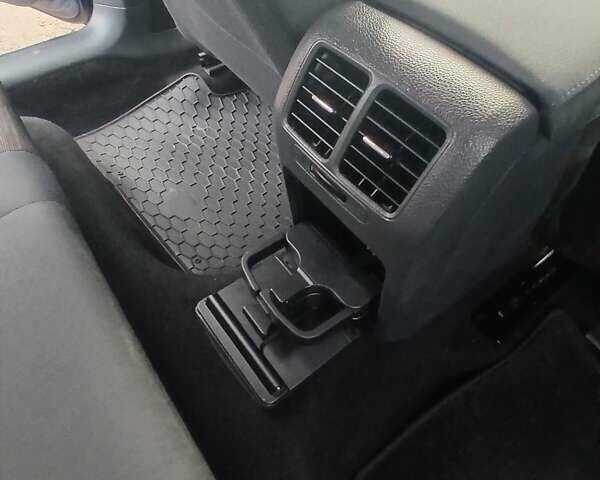 Синий Фольксваген Гольф, объемом двигателя 1.4 л и пробегом 212 тыс. км за 4999 $, фото 36 на Automoto.ua