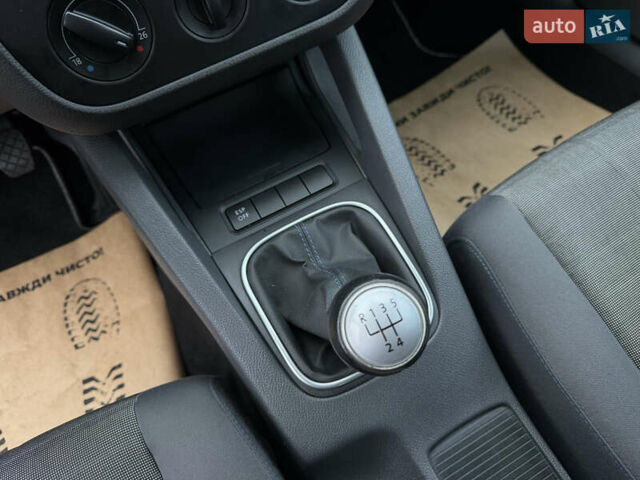 Синій Фольксваген Гольф, об'ємом двигуна 1.4 л та пробігом 216 тис. км за 6300 $, фото 80 на Automoto.ua