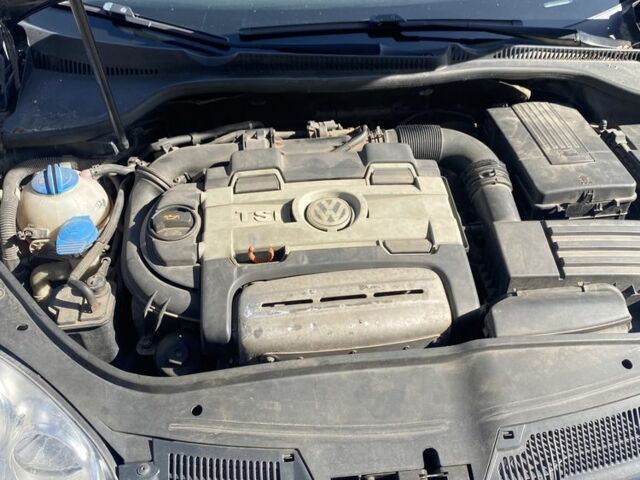 Синий Фольксваген Гольф, объемом двигателя 1.4 л и пробегом 258 тыс. км за 5450 $, фото 18 на Automoto.ua