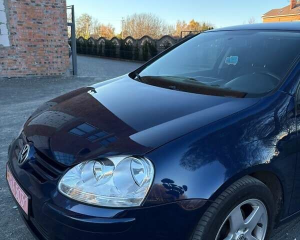 Синий Фольксваген Гольф, объемом двигателя 1.6 л и пробегом 221 тыс. км за 5800 $, фото 7 на Automoto.ua