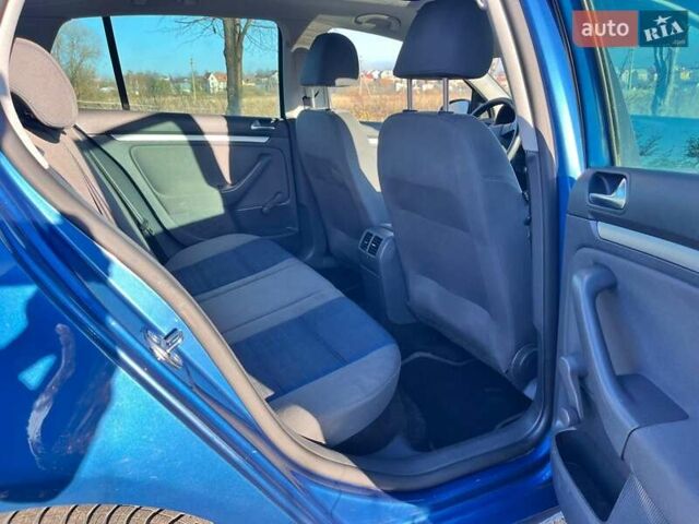 Синий Фольксваген Гольф, объемом двигателя 1.39 л и пробегом 186 тыс. км за 5700 $, фото 11 на Automoto.ua