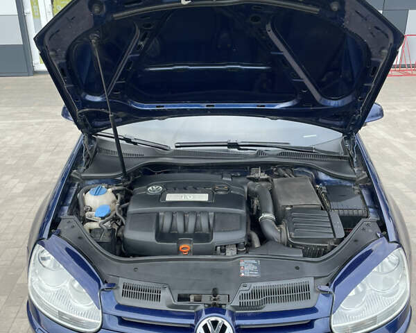 Синий Фольксваген Гольф, объемом двигателя 1.6 л и пробегом 210 тыс. км за 7000 $, фото 9 на Automoto.ua