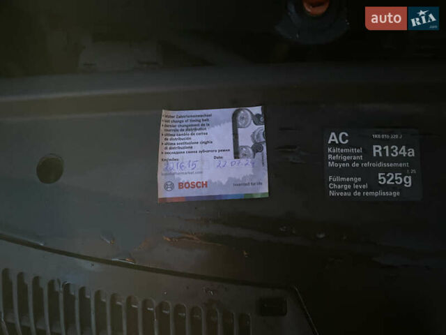 Синій Фольксваген Гольф, об'ємом двигуна 1.6 л та пробігом 239 тис. км за 6300 $, фото 29 на Automoto.ua