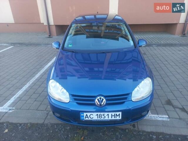 Синий Фольксваген Гольф, объемом двигателя 1.6 л и пробегом 250 тыс. км за 5700 $, фото 19 на Automoto.ua