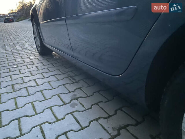 Синій Фольксваген Гольф, об'ємом двигуна 1.6 л та пробігом 239 тис. км за 6300 $, фото 17 на Automoto.ua