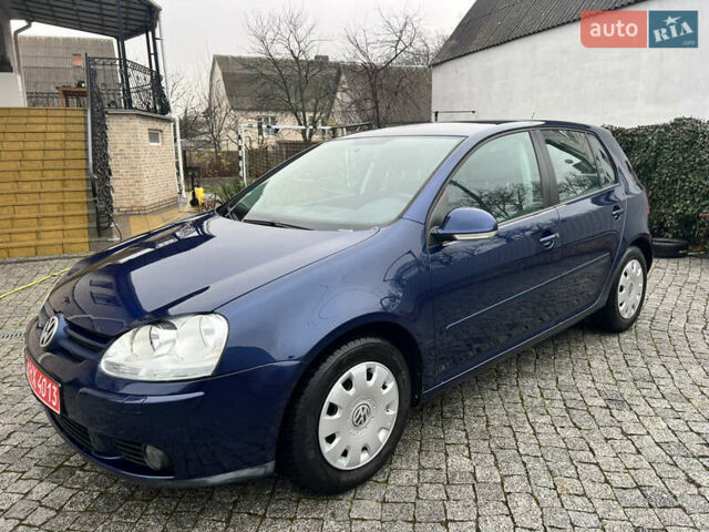 Синий Фольксваген Гольф, объемом двигателя 1.6 л и пробегом 161 тыс. км за 5800 $, фото 5 на Automoto.ua
