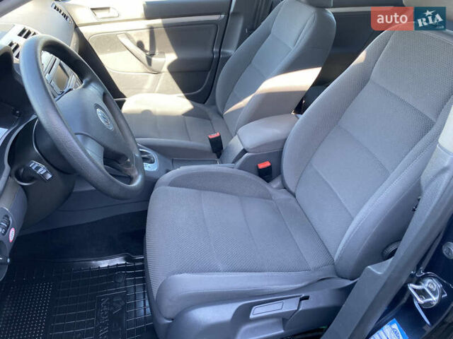 Синий Фольксваген Гольф, объемом двигателя 1.4 л и пробегом 154 тыс. км за 7750 $, фото 36 на Automoto.ua