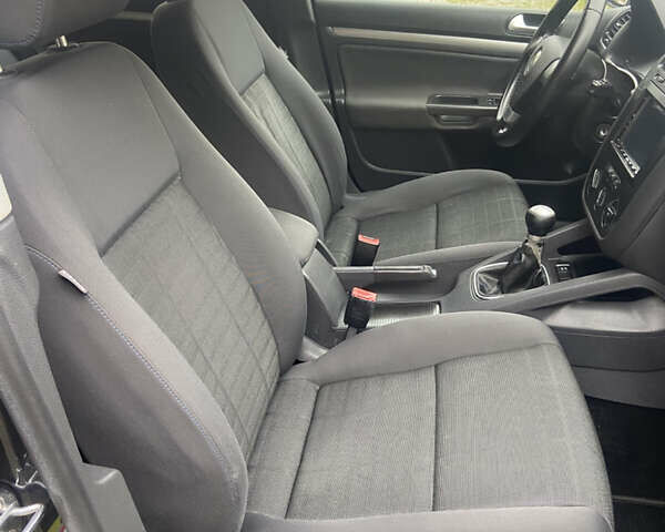 Синій Фольксваген Гольф, об'ємом двигуна 1.4 л та пробігом 236 тис. км за 5750 $, фото 16 на Automoto.ua