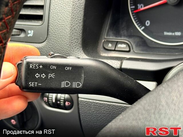 Синій Фольксваген Гольф, об'ємом двигуна 1.4 л та пробігом 237 тис. км за 6100 $, фото 6 на Automoto.ua