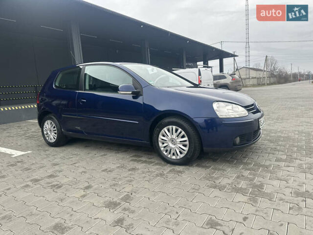 Синий Фольксваген Гольф, объемом двигателя 1.6 л и пробегом 160 тыс. км за 6200 $, фото 2 на Automoto.ua