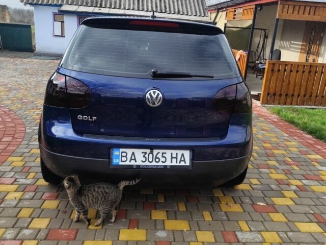 Синий Фольксваген Гольф, объемом двигателя 1.6 л и пробегом 209 тыс. км за 5700 $, фото 4 на Automoto.ua