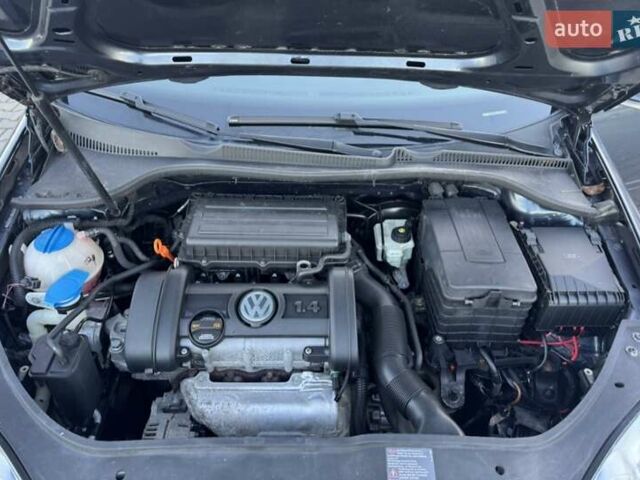 Синий Фольксваген Гольф, объемом двигателя 1.4 л и пробегом 185 тыс. км за 5650 $, фото 38 на Automoto.ua