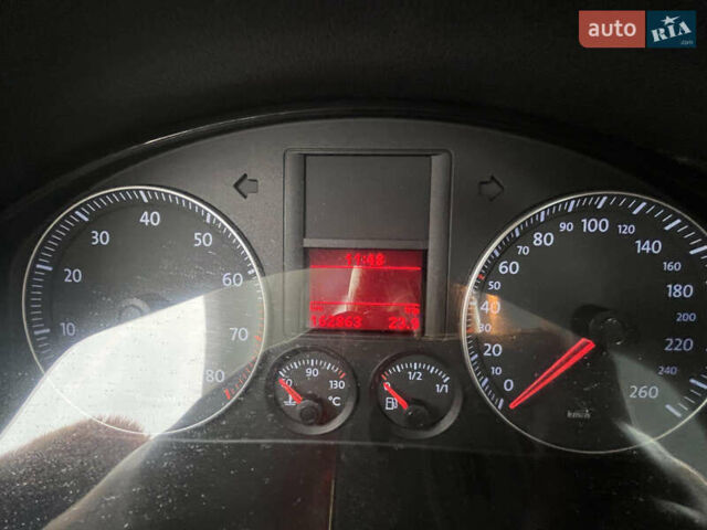 Синий Фольксваген Гольф, объемом двигателя 1.6 л и пробегом 162 тыс. км за 5800 $, фото 11 на Automoto.ua