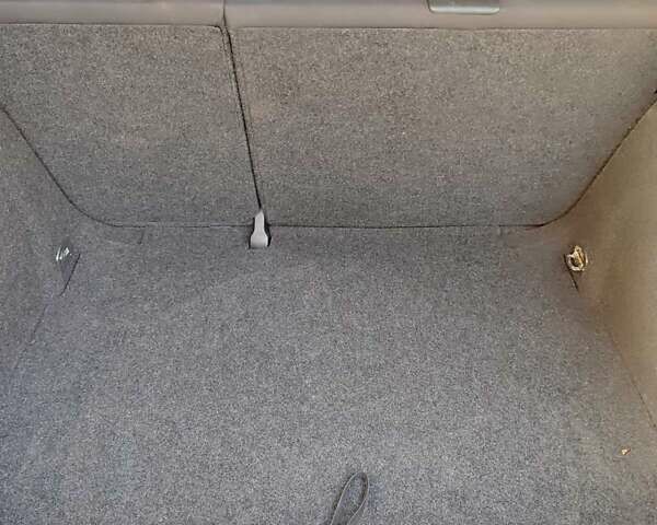 Синий Фольксваген Гольф, объемом двигателя 1.6 л и пробегом 215 тыс. км за 6200 $, фото 12 на Automoto.ua