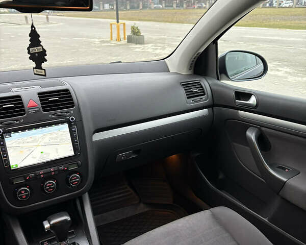 Фольксваген Гольф 2007 в Мукачеве на Automoto.ua Синий Фольксваген Гольф, объемом двигателя 1.4 л и пробегом 250 тыс. км за 6699 $, фото 19 на Automoto.ua