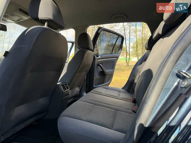 Синій Фольксваген Гольф, об'ємом двигуна 1.4 л та пробігом 192 тис. км за 6600 $, фото 25 на Automoto.ua