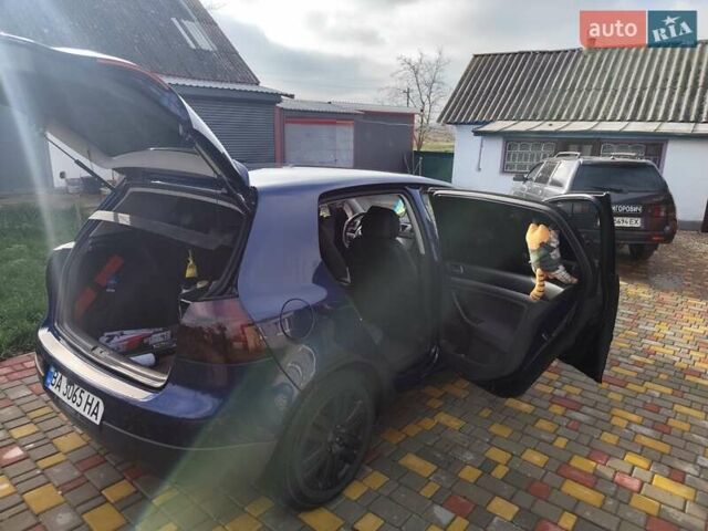 Синий Фольксваген Гольф, объемом двигателя 1.6 л и пробегом 209 тыс. км за 5700 $, фото 4 на Automoto.ua