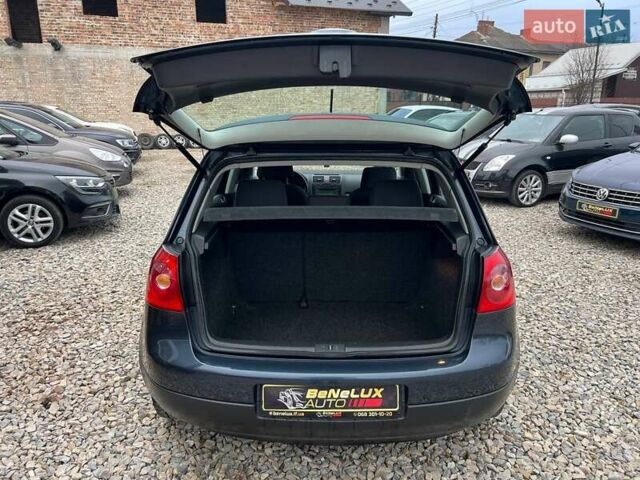 Синий Фольксваген Гольф, объемом двигателя 1.4 л и пробегом 250 тыс. км за 5999 $, фото 8 на Automoto.ua