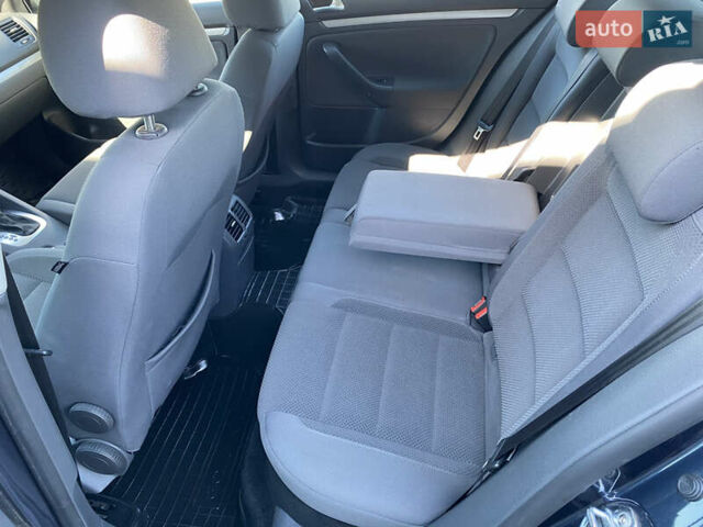 Синий Фольксваген Гольф, объемом двигателя 1.4 л и пробегом 154 тыс. км за 7750 $, фото 23 на Automoto.ua