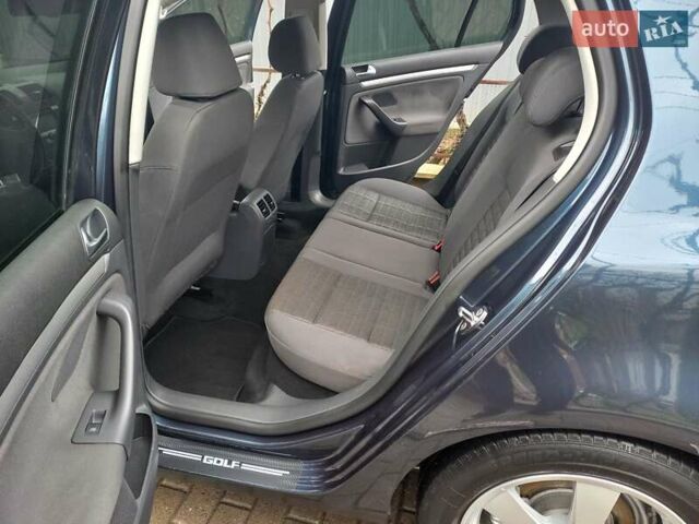 Синий Фольксваген Гольф, объемом двигателя 1.4 л и пробегом 204 тыс. км за 5799 $, фото 15 на Automoto.ua