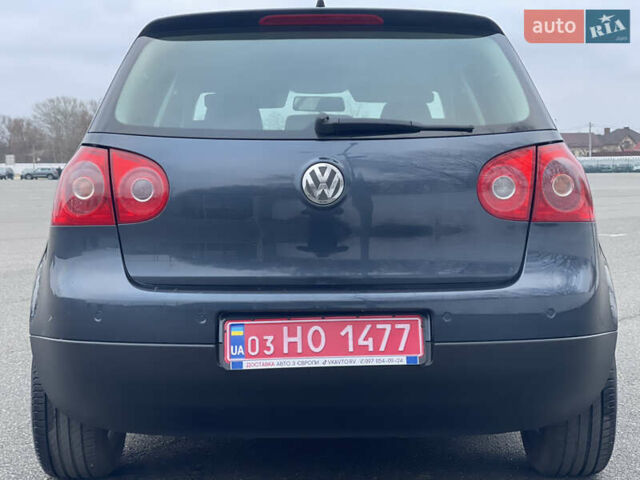 Синий Фольксваген Гольф, объемом двигателя 1.6 л и пробегом 188 тыс. км за 6750 $, фото 13 на Automoto.ua