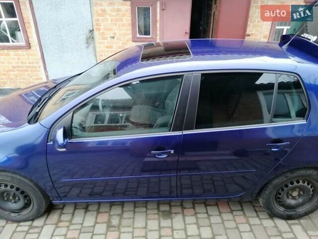 Синій Фольксваген Гольф, об'ємом двигуна 1.6 л та пробігом 290 тис. км за 6400 $, фото 1 на Automoto.ua