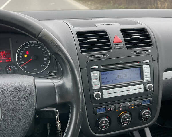 Синій Фольксваген Гольф, об'ємом двигуна 1.9 л та пробігом 348 тис. км за 5600 $, фото 14 на Automoto.ua