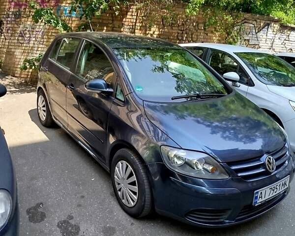 Синий Фольксваген Гольф, объемом двигателя 1.6 л и пробегом 260 тыс. км за 5700 $, фото 7 на Automoto.ua