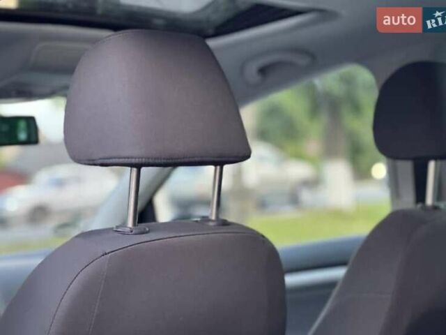 Синій Фольксваген Гольф, об'ємом двигуна 1.39 л та пробігом 233 тис. км за 7900 $, фото 13 на Automoto.ua