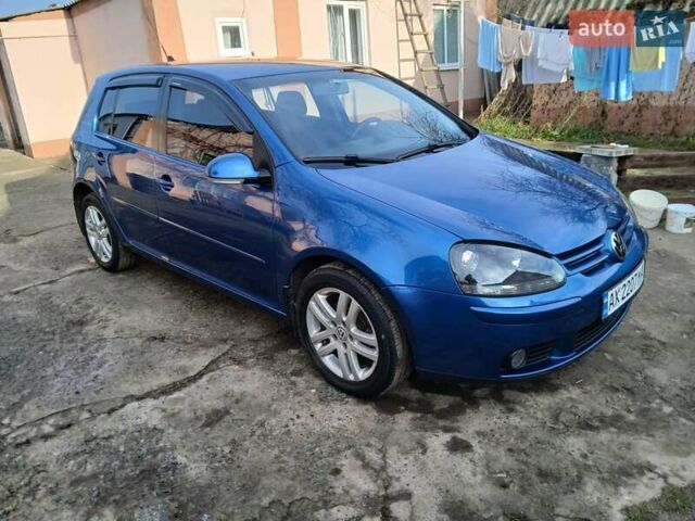 Синий Фольксваген Гольф, объемом двигателя 1.6 л и пробегом 198 тыс. км за 6500 $, фото 8 на Automoto.ua
