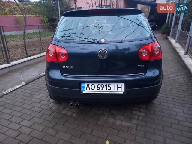 Синий Фольксваген Гольф, объемом двигателя 1.4 л и пробегом 200 тыс. км за 5850 $, фото 5 на Automoto.ua