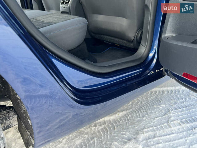 Синий Фольксваген Гольф, объемом двигателя 1.6 л и пробегом 235 тыс. км за 5999 $, фото 44 на Automoto.ua