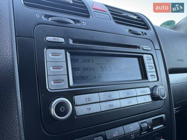 Синій Фольксваген Гольф, об'ємом двигуна 1.4 л та пробігом 185 тис. км за 4799 $, фото 71 на Automoto.ua