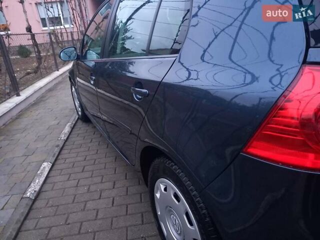 Синий Фольксваген Гольф, объемом двигателя 1.4 л и пробегом 200 тыс. км за 5850 $, фото 3 на Automoto.ua