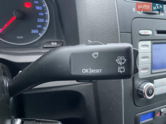 Синий Фольксваген Гольф, объемом двигателя 1.6 л и пробегом 188 тыс. км за 6750 $, фото 33 на Automoto.ua