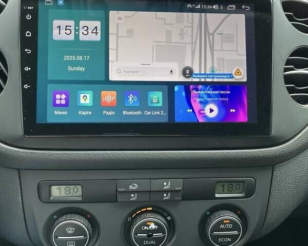 Синий Фольксваген Гольф, объемом двигателя 1.6 л и пробегом 276 тыс. км за 6750 $, фото 18 на Automoto.ua